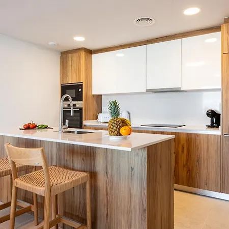 2 Bedroom With Pool Apartamento
